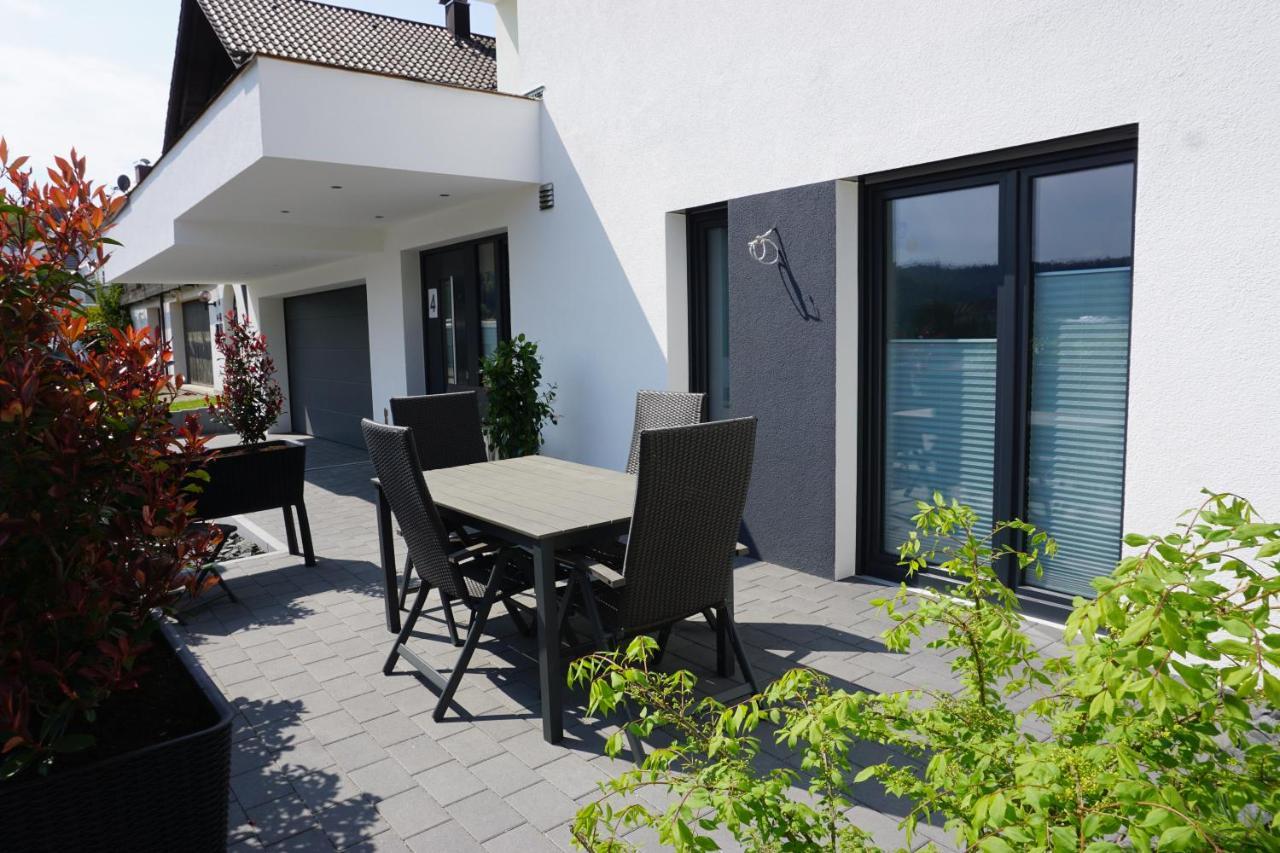 Ferienwohnung Schauinsland ノイエンビュルク エクステリア 写真